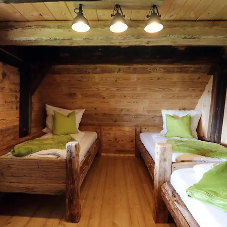 Holiday home Ferienhuette Biobetrieb Lippenhof